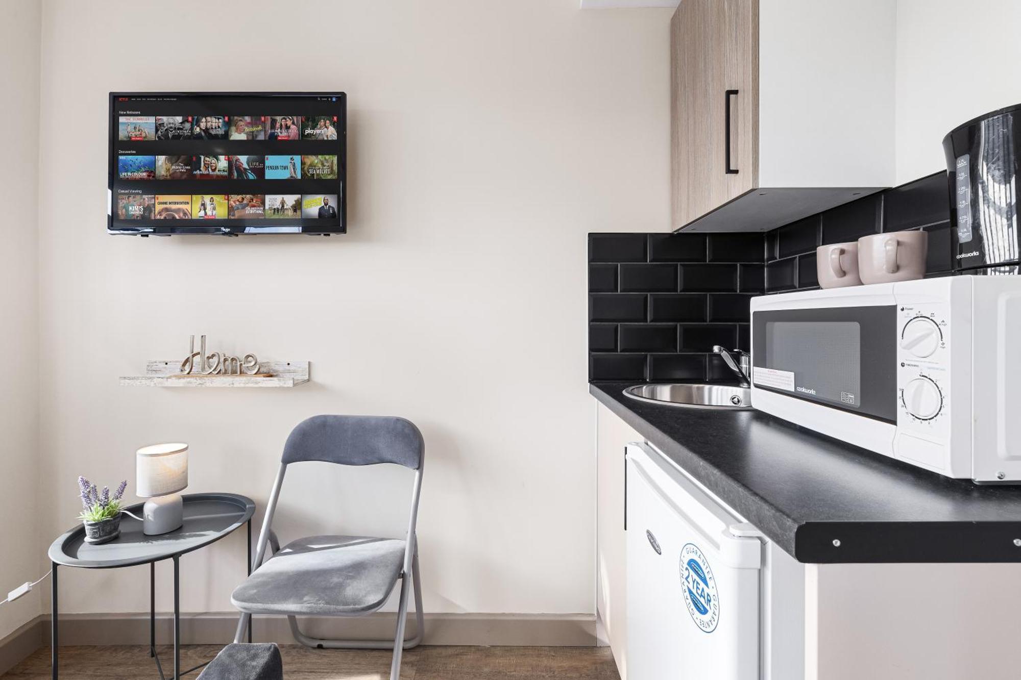 Serviced Ensuite Modern Studio - Sleeps 2 - Near Wembley Stadium - Good Transport Link To Central London - Harrow Ha3 Hatch End Buitenkant foto